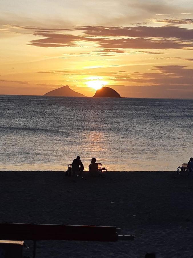 Pousada Quintal Da Barra 50 Metros Do Mar Boicucanga Eksteriør billede